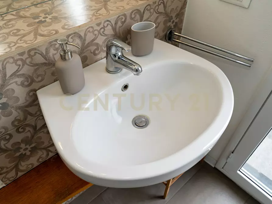 Immagine 53 di Casa bifamiliare in vendita  in Via della Palma a Catania