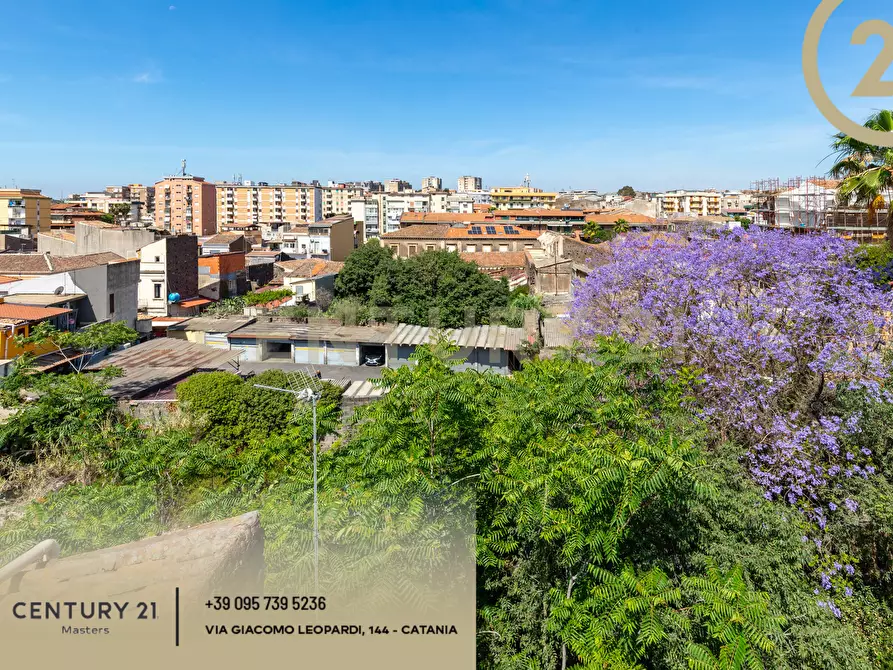 Immagine 44 di Quadrilocale in vendita  in Via F. Bianco 2 a Catania