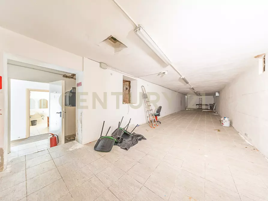 Immagine 8 di Attività artigianale in vendita  in Via Partenope 17 a Anzio