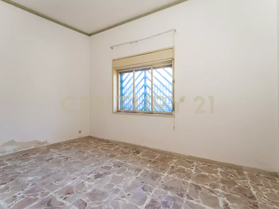 Immagine 25 di Palazzo in vendita  in Via Sebastiano Catania 284 a Catania
