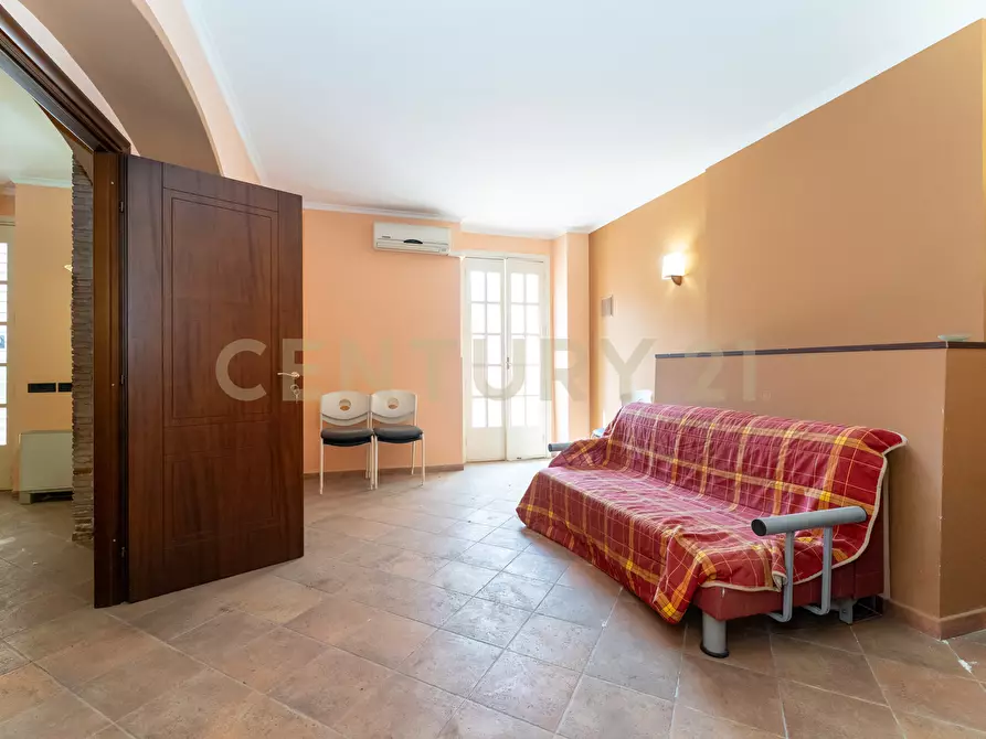 Immagine 55 di Villa in vendita  in Via Ingegnere 130 a Catania