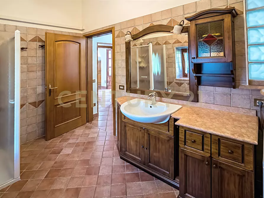 Immagine 62 di Villa in vendita  in Via Adige 25 a Brentino Belluno