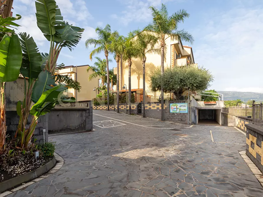 Immagine 49 di Mansarda in vendita  in Via Spiaggia 39 a Mascali