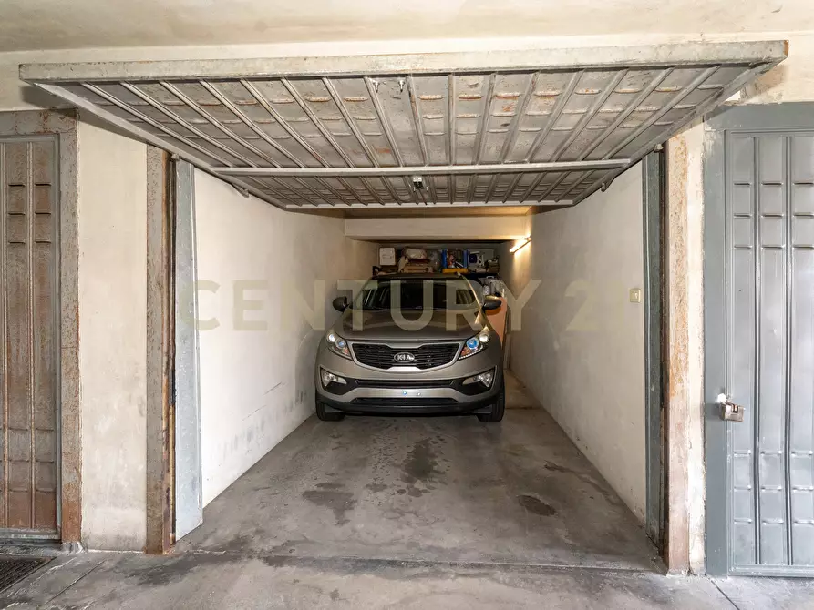 Immagine 41 di Trilocale in vendita  in Via Riccardo Zandonai 6 a Catania