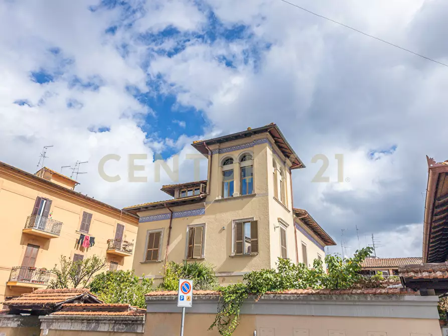 Immagine 25 di Quadrilocale in vendita  in Via Armando Sala 29 a Bracciano