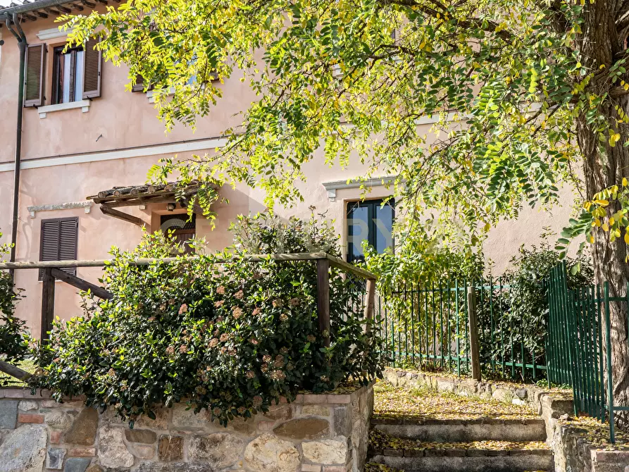 Immagine 10 di Trilocale in vendita  in Via delle Fornaci a Murlo