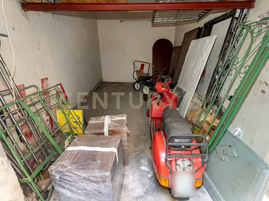 Immagine 8 di Appartamento in vendita  in Via Aloi 11 a Catania