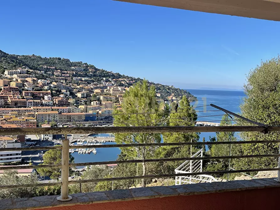 Immagine 37 di Attico in vendita  in Via delle Fornaci a Monte Argentario