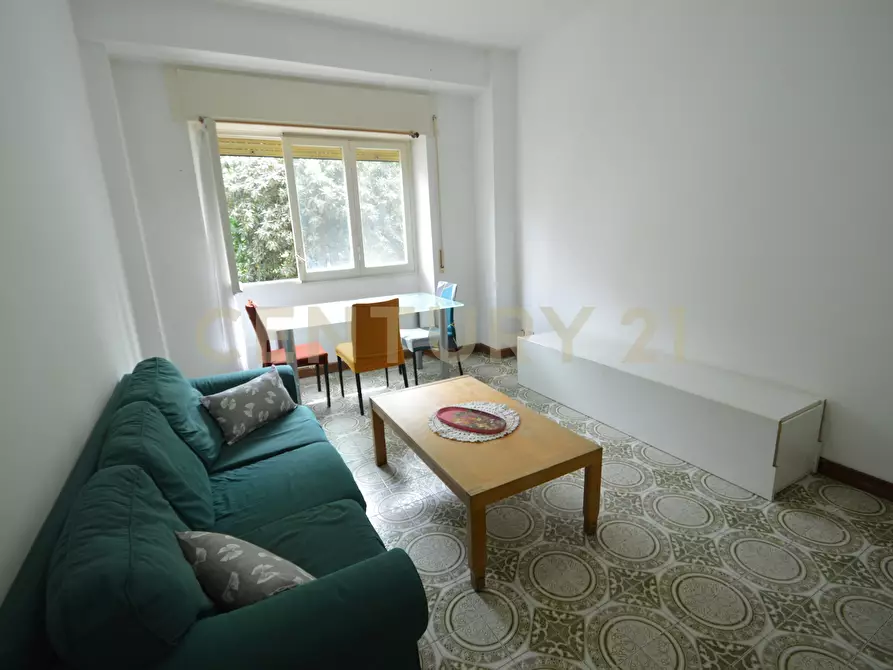 Immagine 27 di Pentalocale in vendita  a Roma