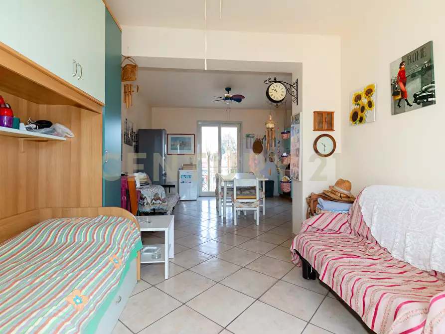 Immagine 11 di Quadrilocale in vendita  in Via Traversa V a Mascali