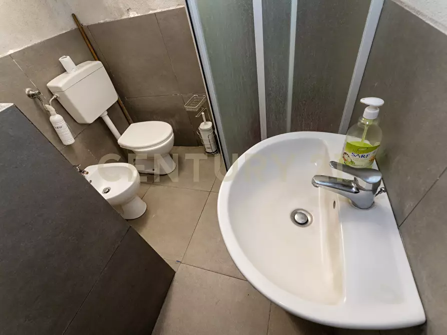 Immagine 22 di Tabaccheria in vendita  in Via Antonino di Sangiuliano 239 a Catania