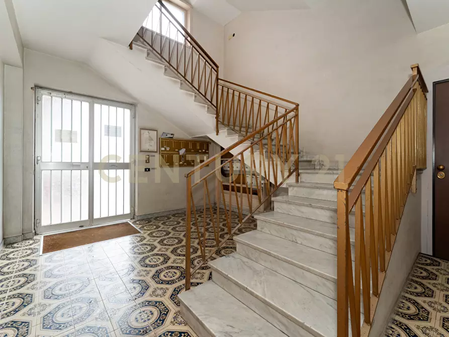 Immagine 38 di Trilocale in vendita  in Via Antonio Gramsci 23 a Gravina Di Catania