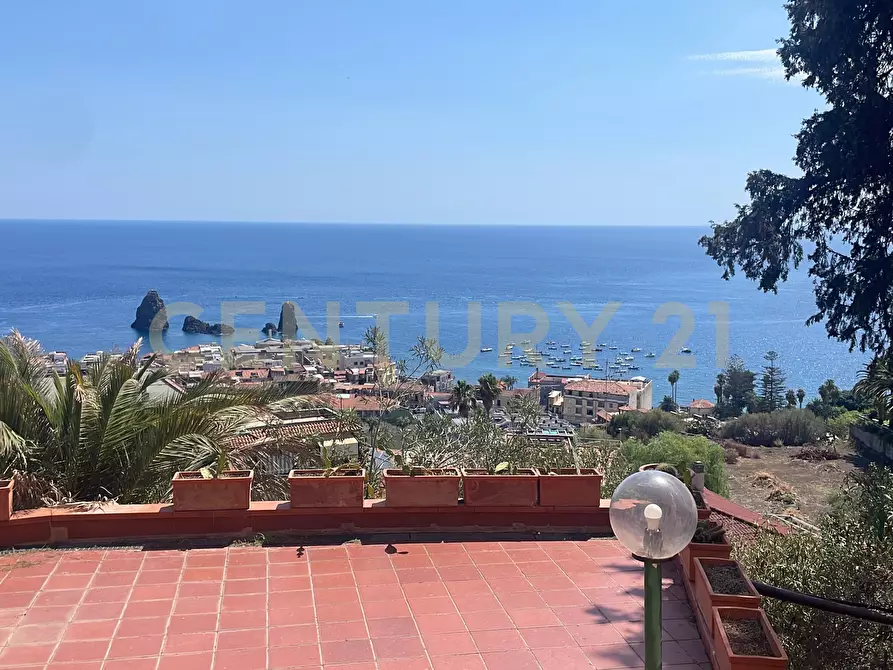 Immagine 6 di Villa in vendita  in manzella sn a Aci Castello
