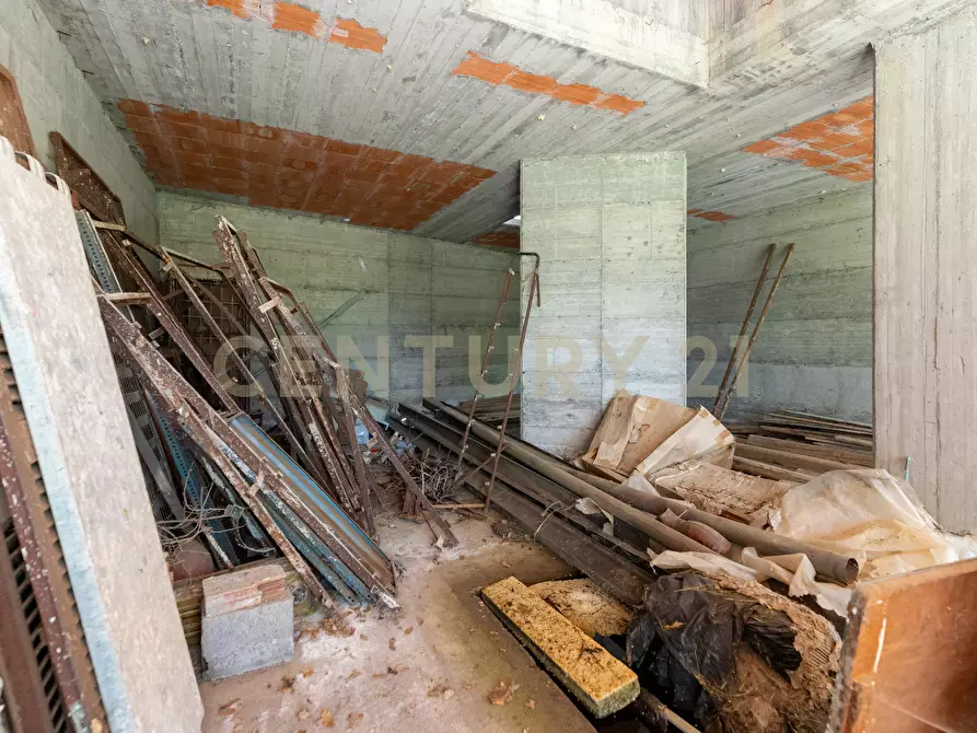 Immagine 94 di Villa in vendita  in SS284 a Adrano