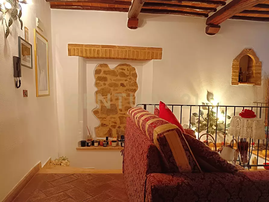 Immagine 5 di Terratetto in vendita  in Via Moglio 56 a Montalcino