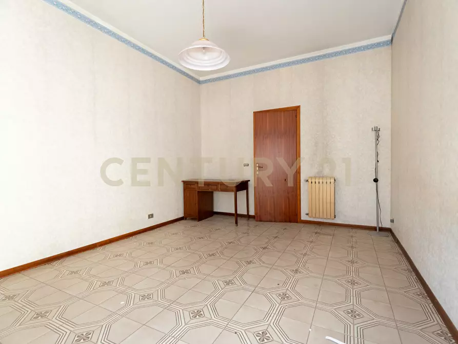 Immagine 20 di Quadrilocale in vendita  in Via Catania 310 a Adrano