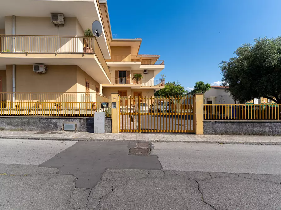 Immagine 9 di Trilocale in vendita  in Via Antonino Bonaccorsi 12 a Acireale