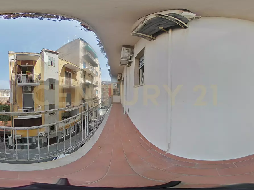 Immagine 52 di Quadrilocale in vendita  in Via Veglia 1 a Catania