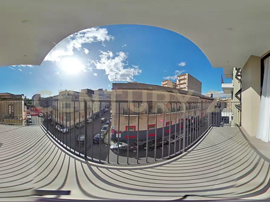 Immagine 32 di Appartamento in affitto  in Viale Mario Rapisardi 109 a Catania
