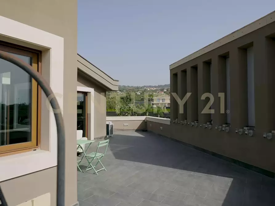 Immagine 29 di Attività commerciale in vendita  in Via Napoli sn a Aci Castello