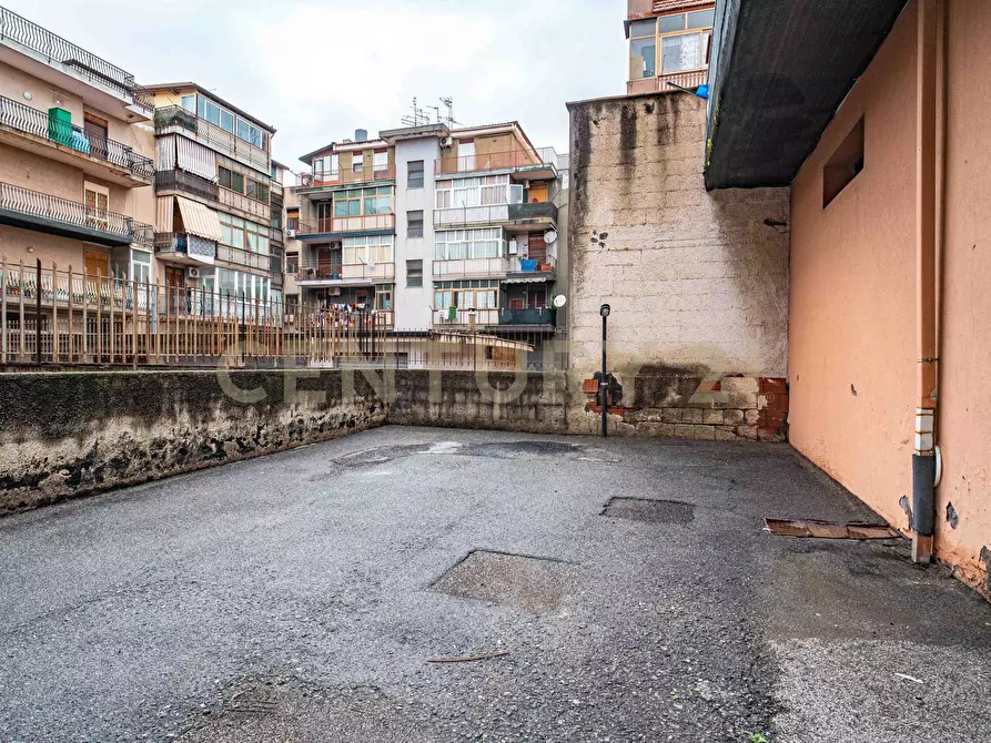 Immagine 21 di Quadrilocale in vendita  in Via Salvo D'Acquisto 42 a Aci Catena