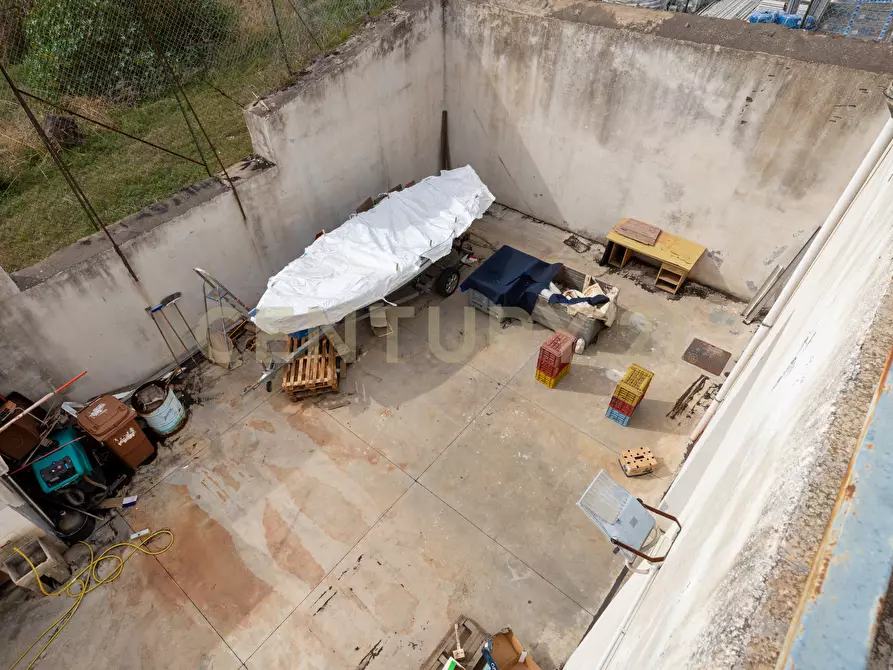 Immagine 23 di Garage in vendita  in Via Lorenzo Maddem 73 a Acireale