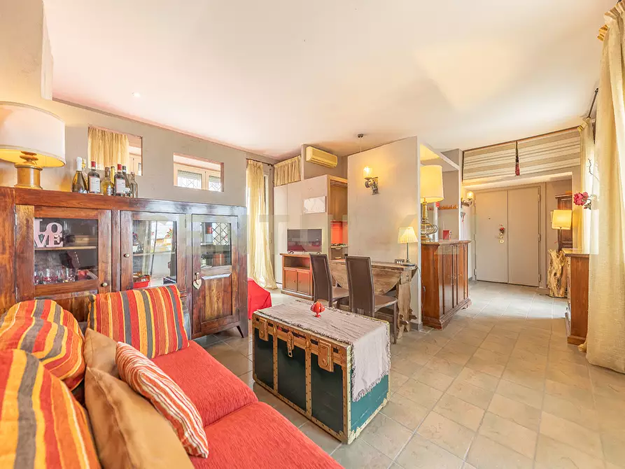 Immagine 2 di Attico in vendita  in Via Tripolitania 182 a Roma