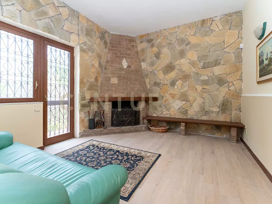 Immagine 11 di Villa in vendita  in via de pretis 4 a Mascalucia