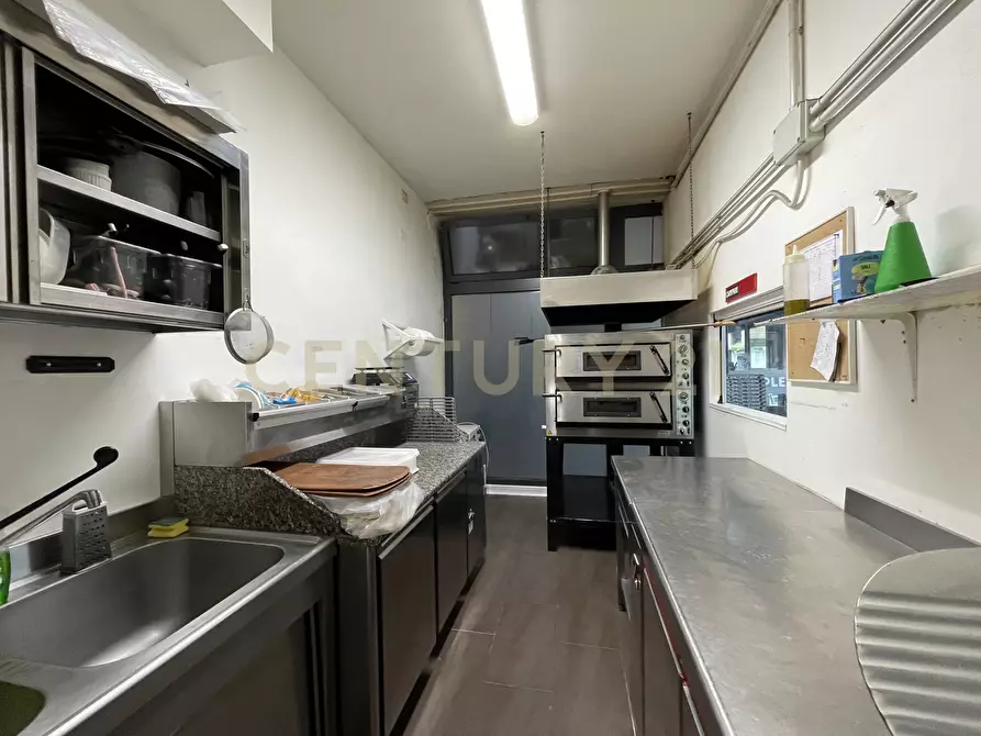 Immagine 10 di Pizzeria / Pub in vendita  in Piazza Primo WongherPIAZZA PRIMO WONGHER a Monte Argentario