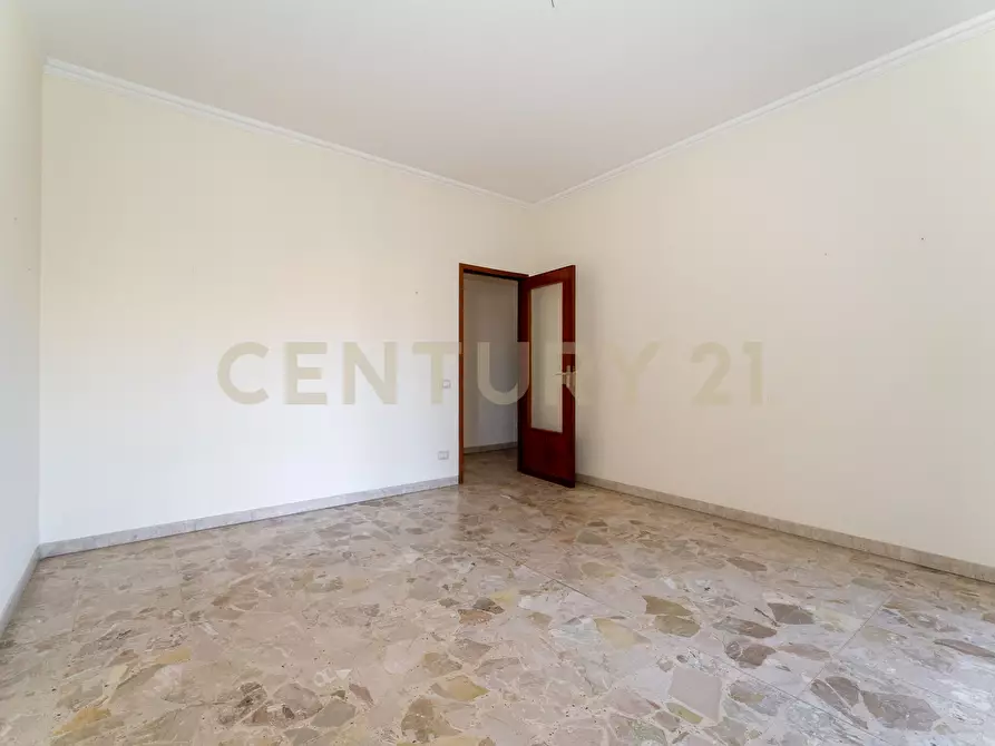 Immagine 35 di Trilocale in vendita  in Via Novaluce 48 a Tremestieri Etneo