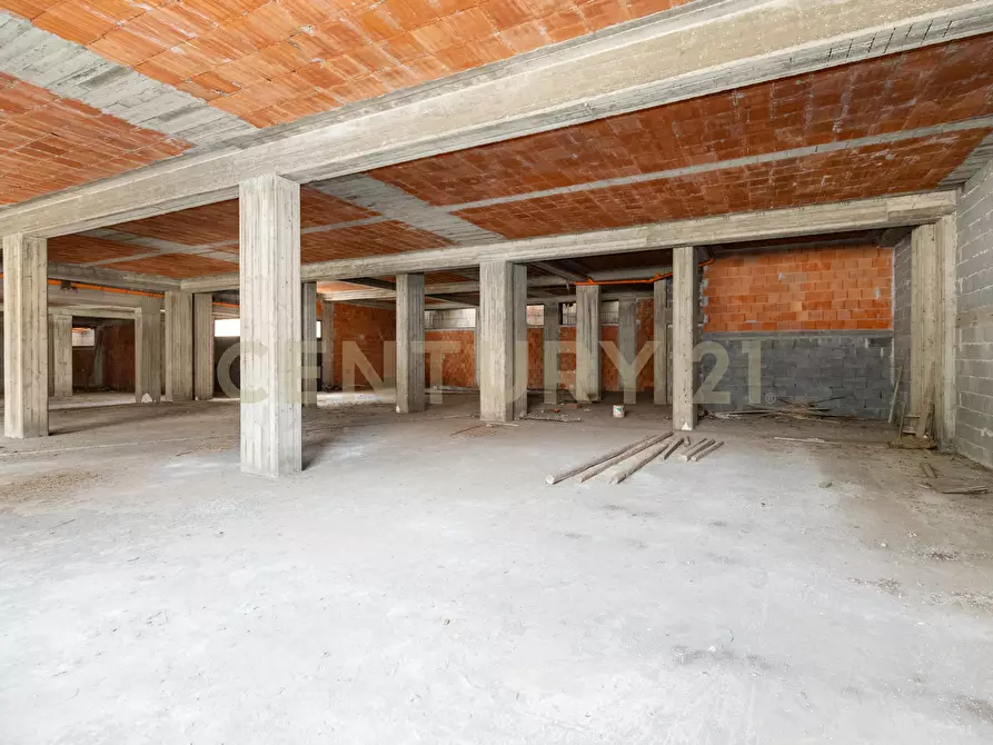 Immagine 32 di Attività artigianale in vendita  in Via Antonio Gramsci 80/84 a Giarre