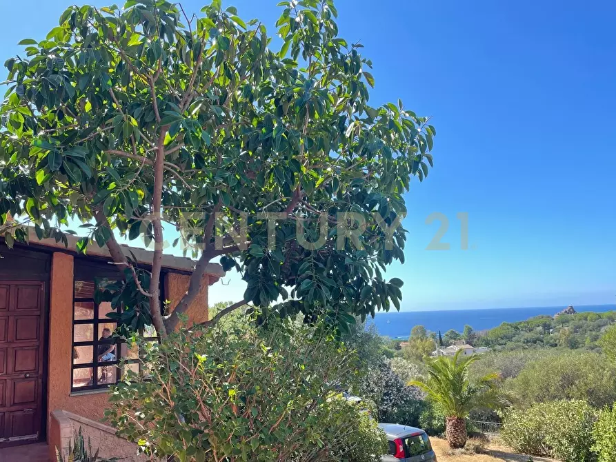 Immagine 6 di Casa indipendente in vendita  in Via degli Eucalipti 21 a Quartu Sant'elena