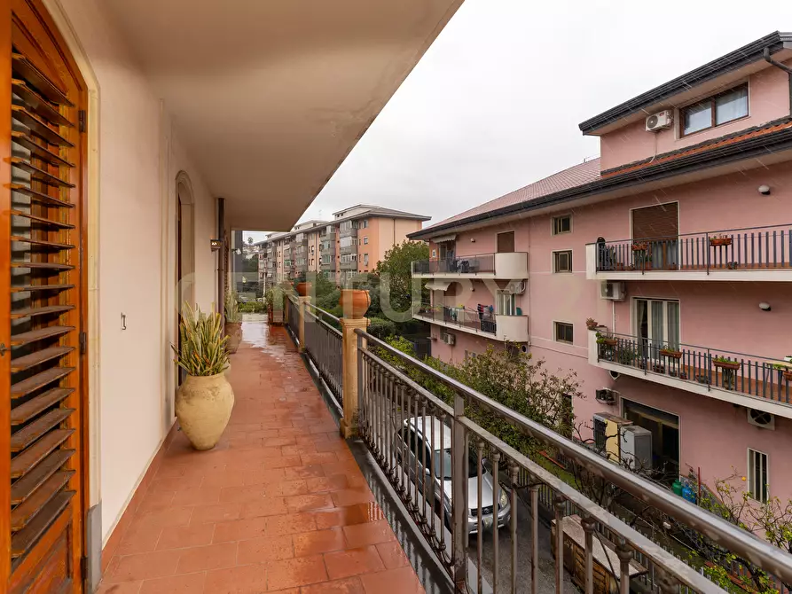 Immagine 5 di Villetta a schiera in vendita  in Via Carrubella 8 a Catania