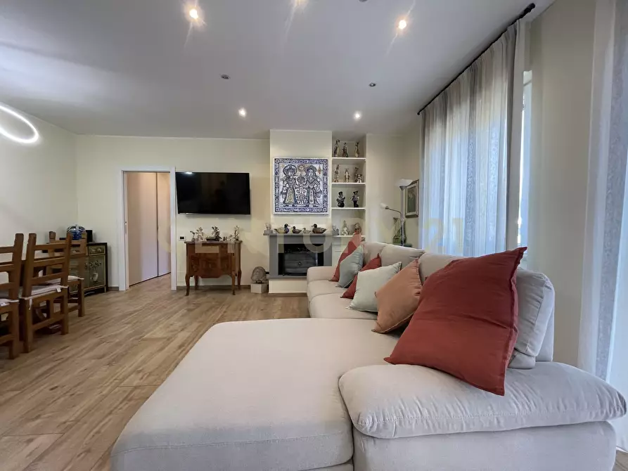 Immagine 7 di Trilocale in vendita  in Via Donatori del Sangue a Orbetello