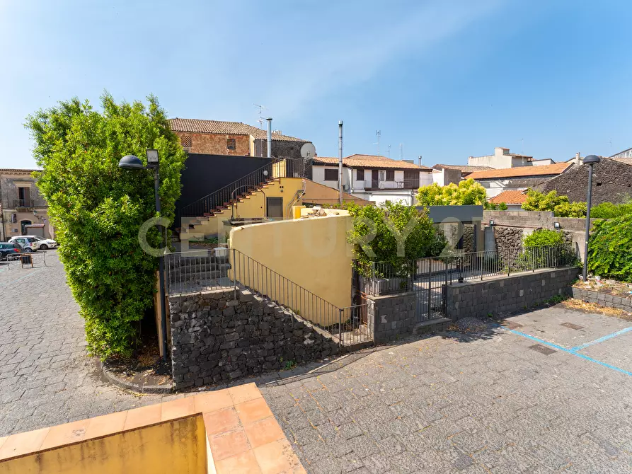 Immagine 3 di Casa indipendente in vendita  in Via Giuseppe Garibaldi 68 a Nicolosi