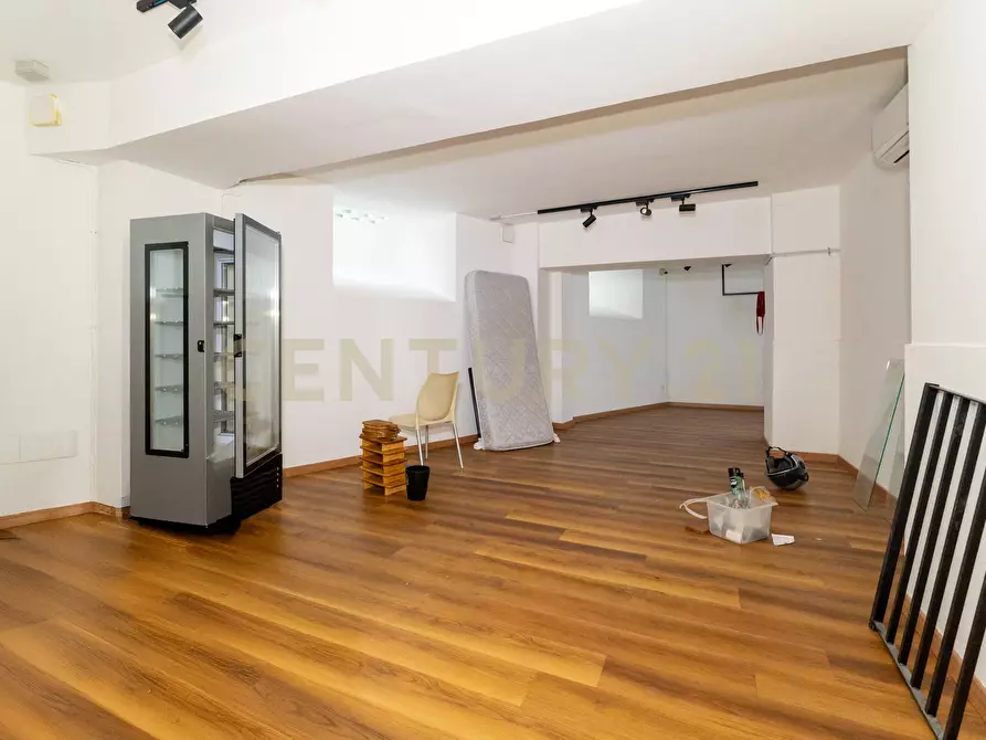 Immagine 18 di Bar / Ristorante in vendita  in Corso delle Province 43 a Catania