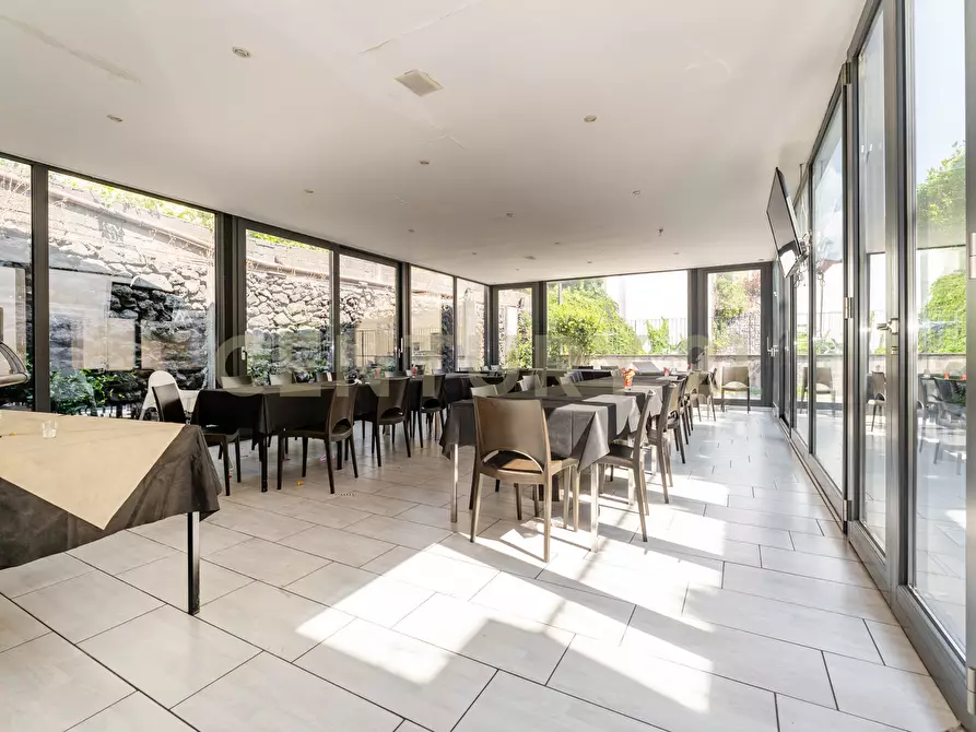 Immagine 6 di Casa indipendente in vendita  in Via Giuseppe Garibaldi 68-70-72 a Nicolosi