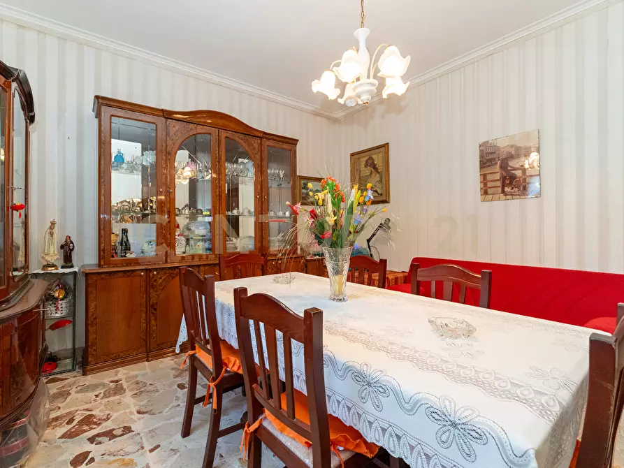 Immagine 16 di Villa in vendita  in Via Macello 47 a Catania