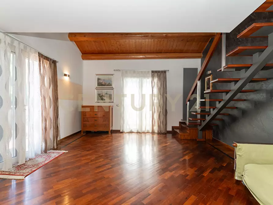 Immagine 28 di Villetta a schiera in vendita  in Via Maria Gianni 81 a Catania