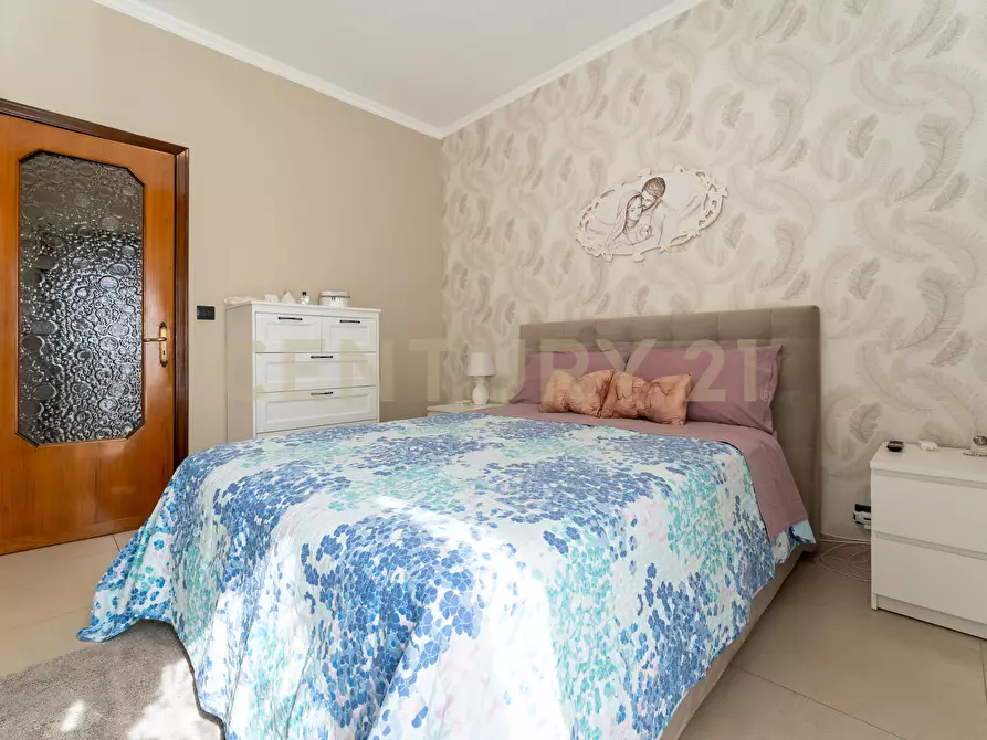 Immagine 23 di Quadrilocale in vendita  in Via Jacopo Vignerio 5 a Catania