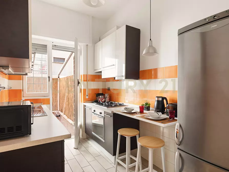 Immagine 7 di Bilocale in vendita  in Via Antonio Arcioni 6 a Roma