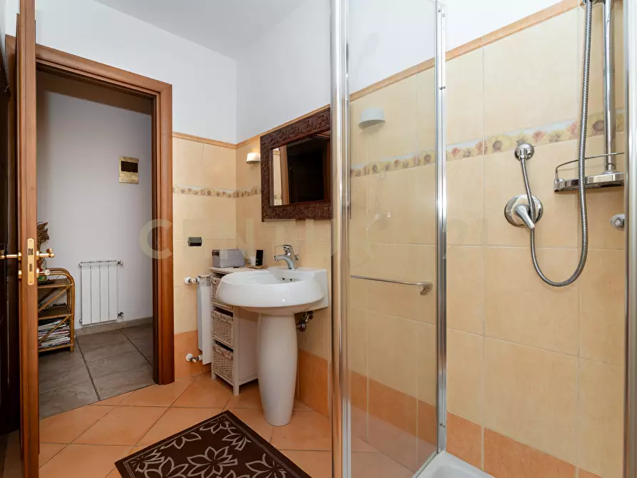 Immagine 66 di Villa in vendita  in Via Alcaloro Petrone 47 a Viagrande