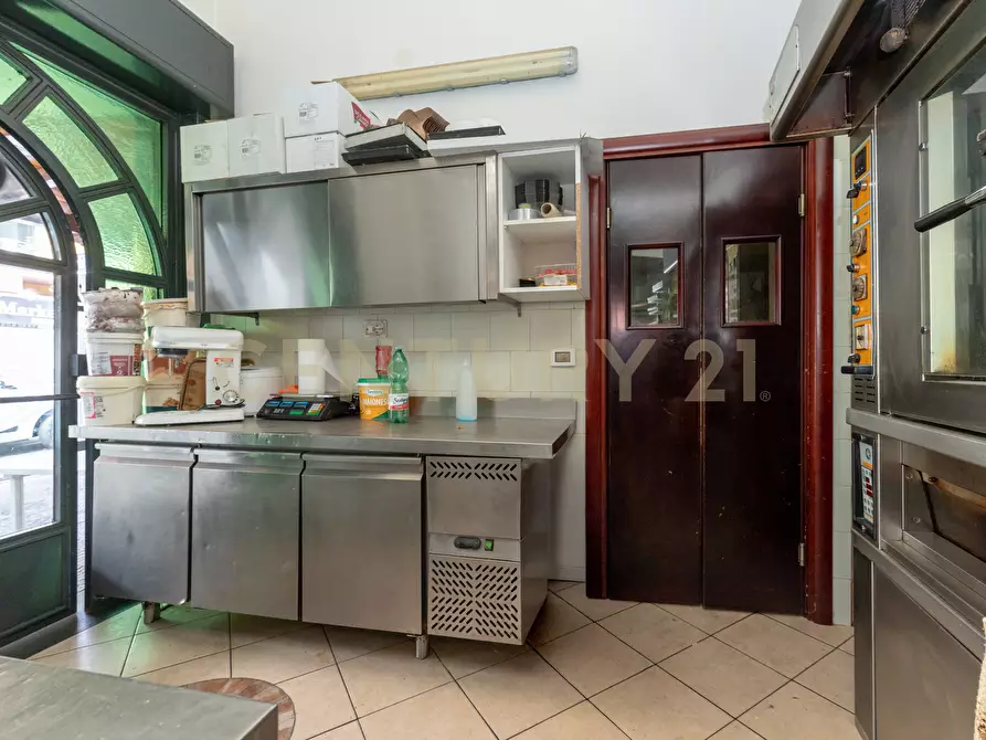 Immagine 16 di Bar / Ristorante in vendita  in Viale Papa Giovanni XXIII 46 a Camporotondo Etneo