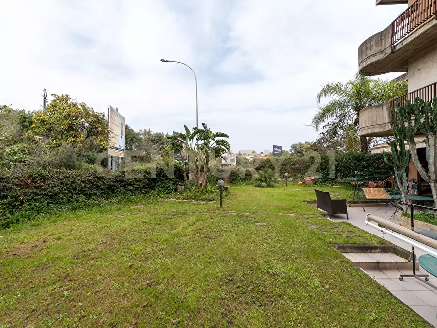Immagine 27 di Quadrilocale in vendita  in Via Teseo a Catania