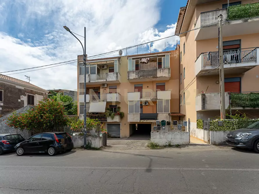 Immagine 3 di Bilocale in vendita  in via regina del cielo 125/b a Fiumefreddo Di Sicilia