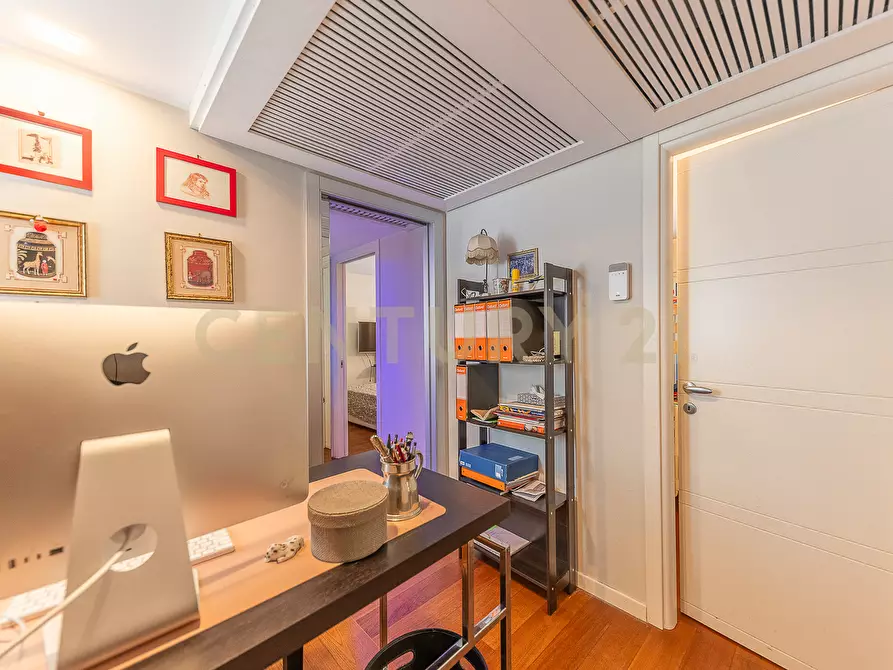 Immagine 12 di Attico in vendita  in Viale Carmelo Bene 320 a Roma