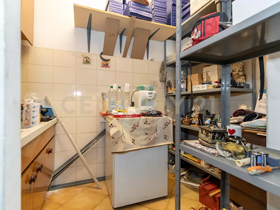 Immagine 22 di Locale commerciale in vendita  in Via Antonio Gramsci 3434 a Fiumefreddo Di Sicilia