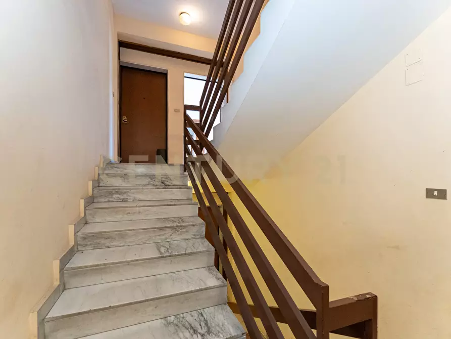 Immagine 38 di Trilocale in vendita  in Via Firenze 112 a Aci Castello