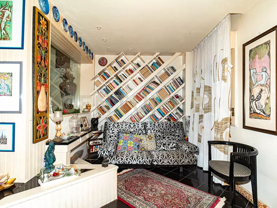 Immagine 36 di Villa in vendita  in Via G. Pezzana 9 a Aci Castello