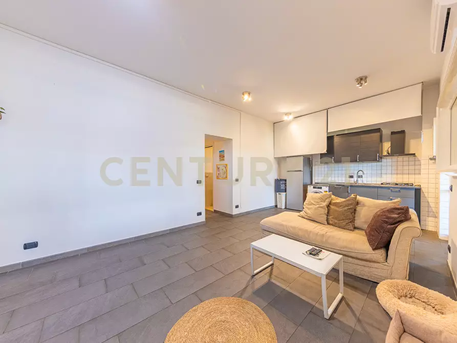 Immagine 19 di Casa bifamiliare in vendita  in Via Paolo Monelli 11 a Roma